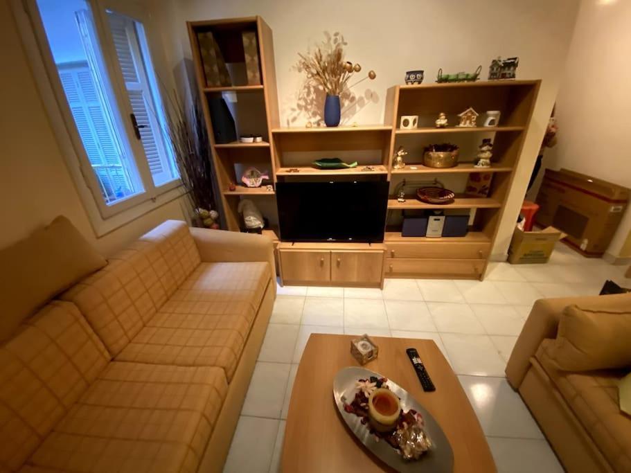 Appartement Cute 2Bdrm In Salonica Center Extérieur photo