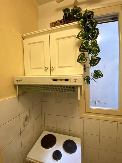 Appartement Cute 2Bdrm In Salonica Center Extérieur photo